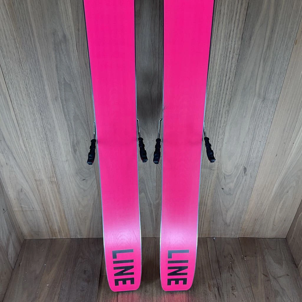 Ski 2022 Line Sick Day 104 W/ Tyrolia Attack 14 Demo Bindings Ski 2022 Line Sick Day 104 W/ Tyrolia Attack 14 Demo Bindings