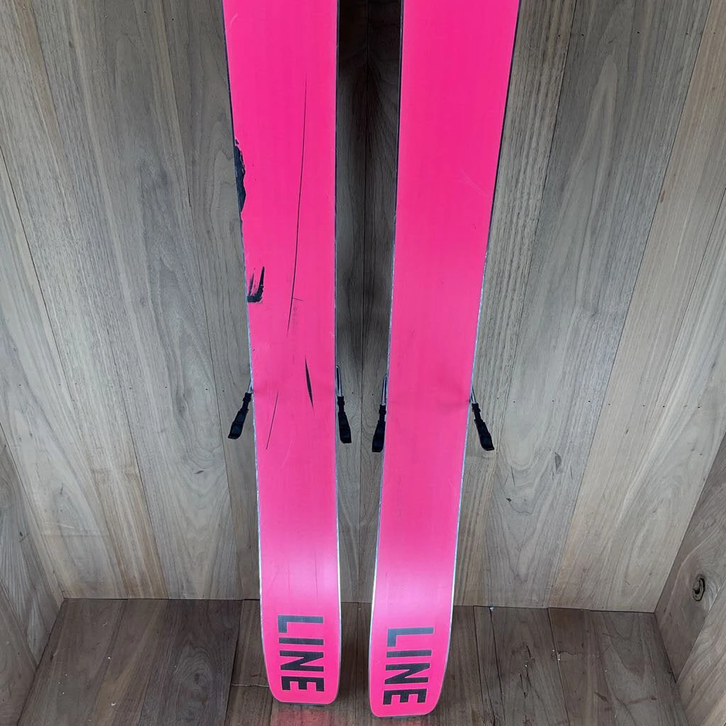 Ski 2022 Line Sick Day 104 W/ Marker Griffon 13 Demo Bindings Ski 2022 Line Sick Day 104 W/ Marker Griffon 13 Demo Bindings