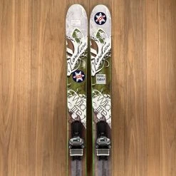 Nordica Wildfire W/ Marker Griffon 13 Bindings Ski