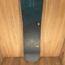 2020 Nidecker Rave Snowboard
