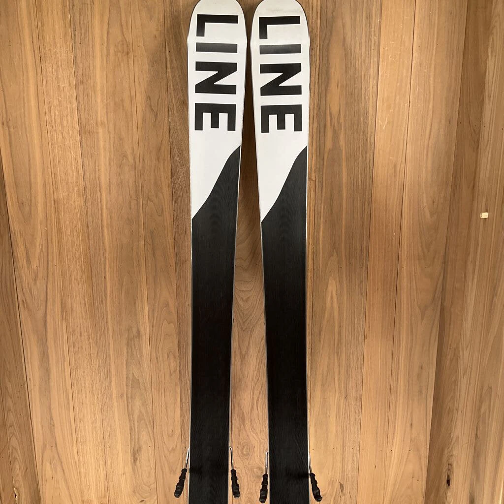 2022 Line Pandora 94 W/ Tyrolia Attack 11 Demo Bindings Ski 2022 Line Pandora 94 W/ Tyrolia Attack 11 Demo Bindings Ski