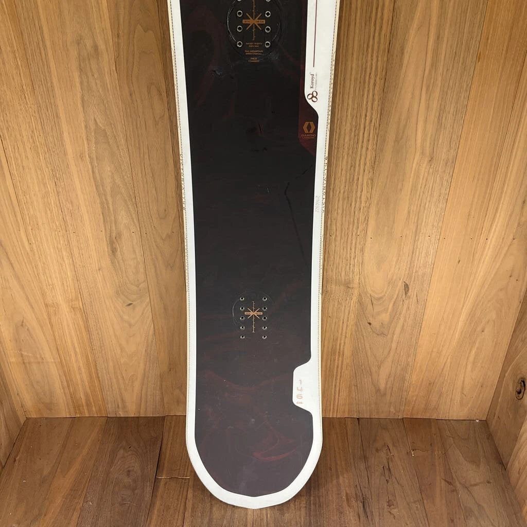 2022 Nitro Women's Victoria Snowboard 2022 Nitro Women's Victoria Snowboard
