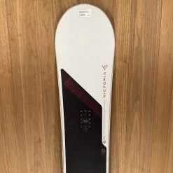 2022 Nitro Women's Victoria Snowboard 12 2022 Nitro Women's Victoria Snowboard