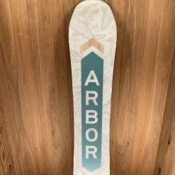 2022 Arbor Women's Veda Camber Snowboard 2 2022 Arbor Women's Veda Camber Snowboard