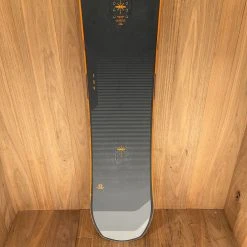 2022 Nitro Suprateam Snowboard