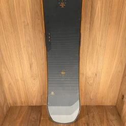 2022 Nitro Suprateam Snowboard