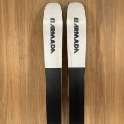 2022 Armada Declivity 102 TI W/ Armada Warden 13 Demo Bindings