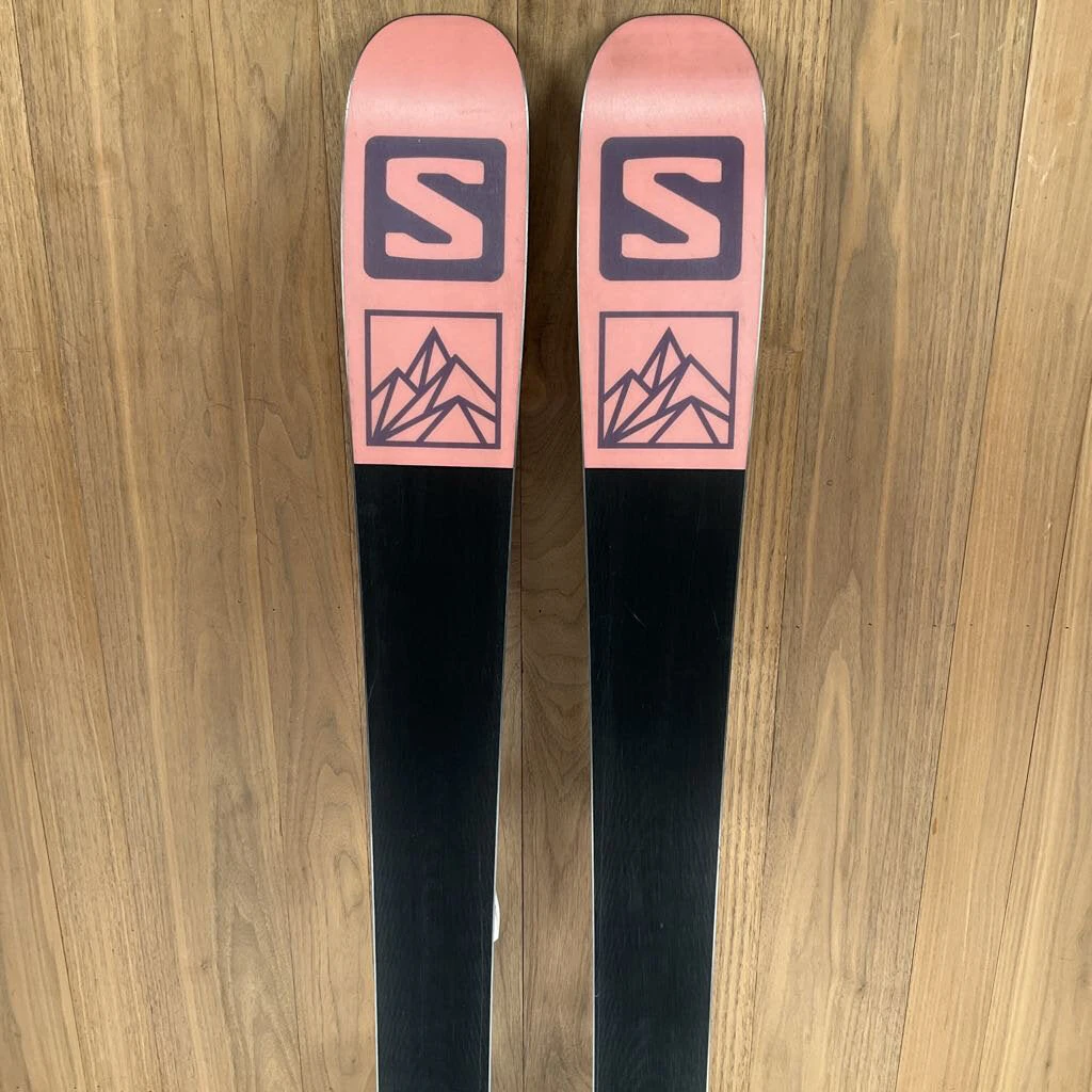 Ski 2022 Salomon QST Lux 92 W/ Salomon Warden 11 Demo Bindings Ski 2022 Salomon QST Lux 92 W/ Salomon Warden 11 Demo Bindings