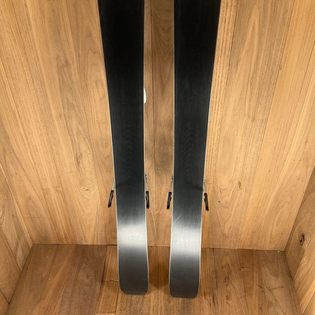 Ski 2022 Salomon QST Lux 92 W/ Salomon Warden 11 Demo Bindings Ski 2022 Salomon QST Lux 92 W/ Salomon Warden 11 Demo Bindings
