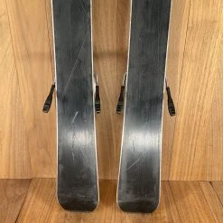 Skis Blizzard Magnum 6.8 Junior Ski W/ Blizzard IQ 4.5 Demo Binding