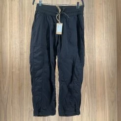 The North Face Women's 3/4 Length Active Pants Outerwear And Clothing