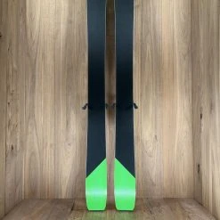 Ski 2022 Elan Ripstick 106 Black Edition W/ Tyrolia Attack 11 Bindings