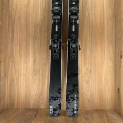 2022 Elan Ripstick 106 Black Edition W/ Tyrolia Attack 13 Bindings