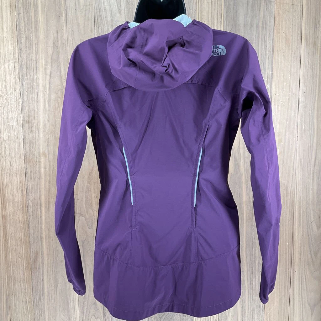 The North Face Women's Flight Series Windbreaker Windbreakers & Raincoats The North Face Women's Flight Series Windbreaker Windbreakers & Raincoats