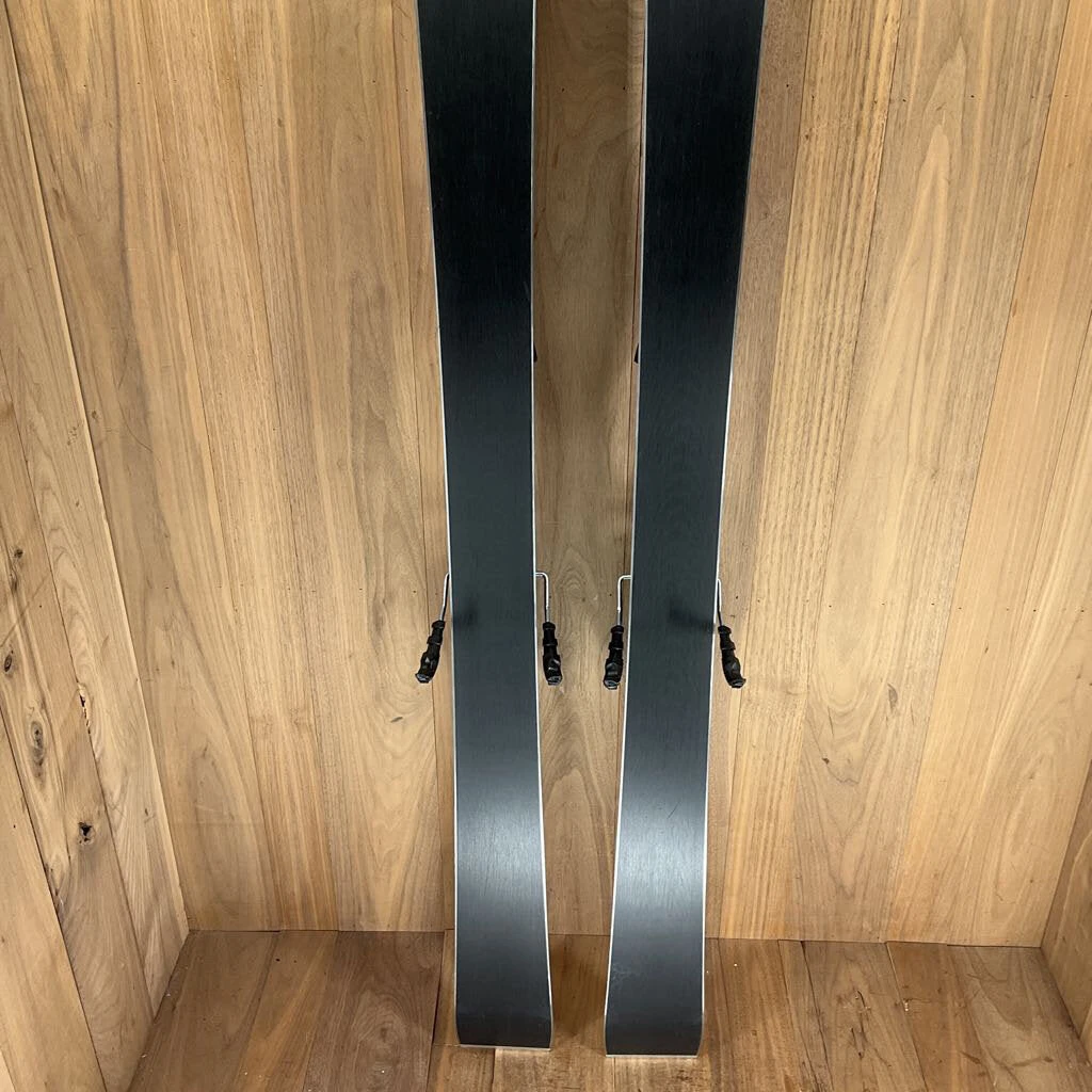 2022 Head Supershape E-Titan W/ Head PRD 12 Demo Bindings 2022 Head Supershape E-Titan W/ Head PRD 12 Demo Bindings