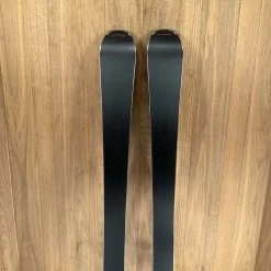 Ski 2022 Head Total Joy W/ Head Joy 11 Demo Bindings