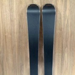 Ski 2022 Head Total Joy W/ Head Joy 11 Demo Bindings