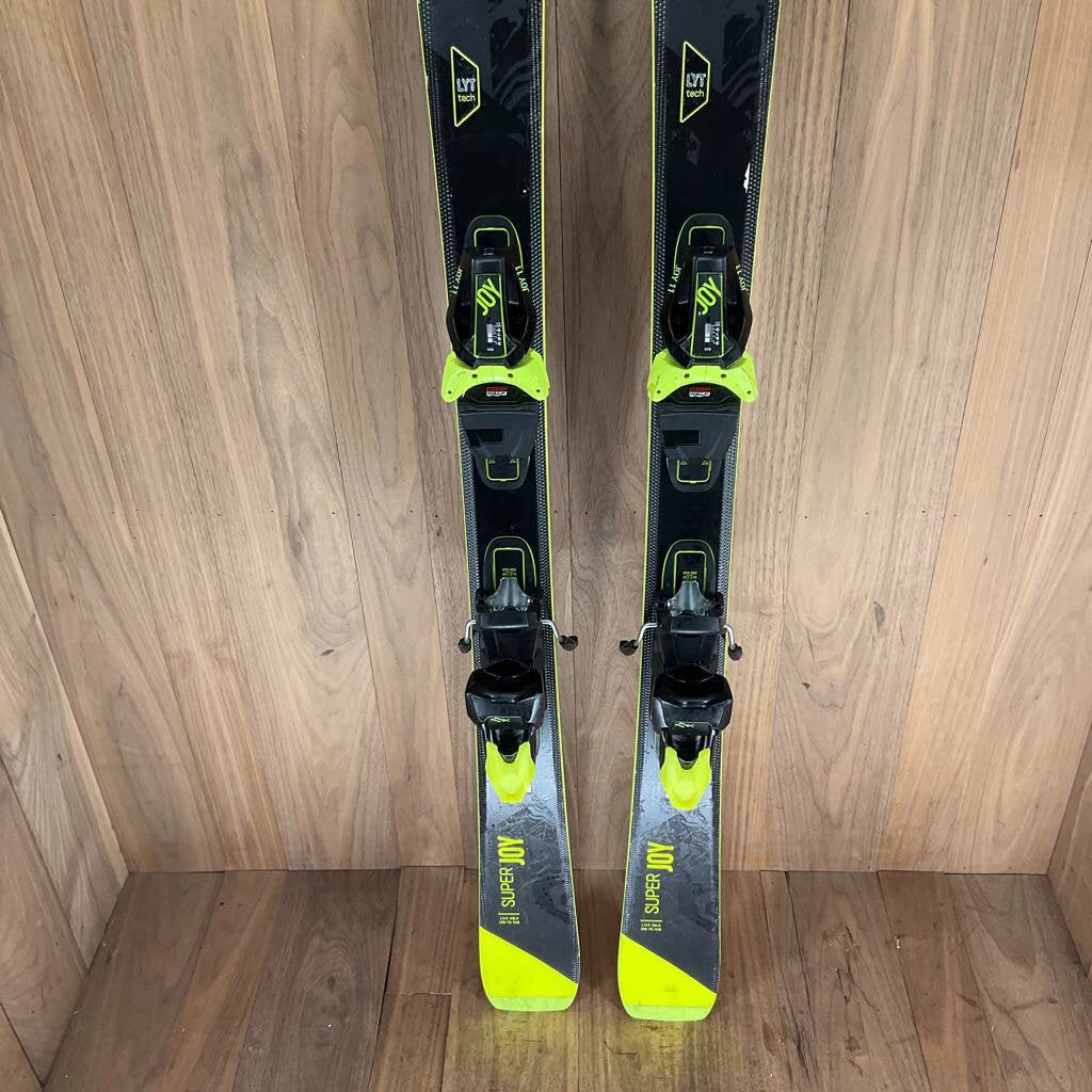 2022 Head Super Joy W/ Head Joy 11 GW SLR Demo Bindings Ski 2022 Head Super Joy W/ Head Joy 11 GW SLR Demo Bindings Ski