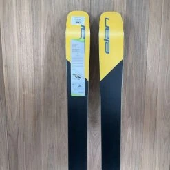 Ski 2022 Elan Ripstick 106 W/ Tyrolia Attack 14 Demo Bindings 18 Ski 2022 Elan Ripstick 106 W/ Tyrolia Attack 14 Demo Bindings