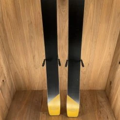 Ski 2022 Elan Ripstick 106 W/ Tyrolia Attack 14 Demo Bindings 19 Ski 2022 Elan Ripstick 106 W/ Tyrolia Attack 14 Demo Bindings