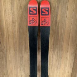 Ski 2022 Salomon QST 98 W/ Salomon Warden 13 Demo Bindings