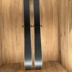 Ski 2022 Salomon QST 98 W/ Salomon Warden 13 Demo Bindings 3 Ski 2022 Salomon QST 98 W/ Salomon Warden 13 Demo Bindings