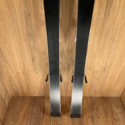 Atomic Affinity Air Skis W/ Atomic Demo Bindings