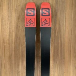Ski 2022 Salomon QST 98 W/ Salomon Warden 11 Demo Bindings