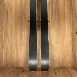 Ski 2022 Salomon QST 98 W/ Salomon Warden 13 Demo Bindings