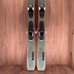2022 Salomon QST 106 W/ Salomon Warden 13 Demo Bindings Ski