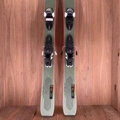 2022 Salomon QST 106 W/ Salomon Warden 11 Demo Bindings Ski