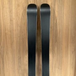 Ski 2022 Black Crows Atris Jr W/ Marker Squire 11 Demo Binding