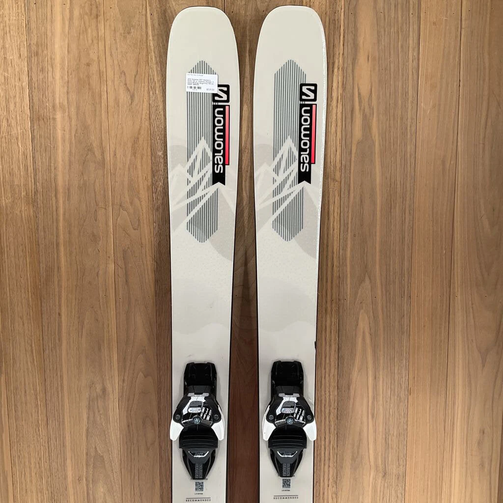 2022 Salomon QST Women's Stella 106 W/ Salomon Warden 11 Demo Bindings Ski 2022 Salomon QST Women's Stella 106 W/ Salomon Warden 11 Demo Bindings Ski