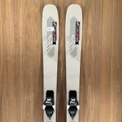 2022 Salomon QST Women's Stella 106 W/ Salomon Warden 11 Demo Bindings Ski 5 2022 Salomon QST Women's Stella 106 W/ Salomon Warden 11 Demo Bindings Ski