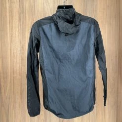 Salomon Men's Fast Wing Aero Jacket Windbreakers & Raincoats