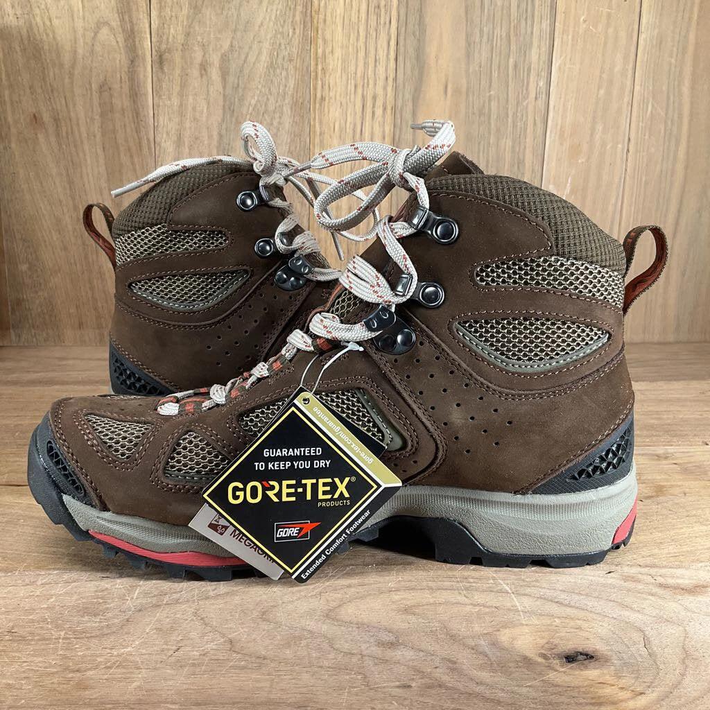 Consignment Gear Feed Vasque Men's Gore-Tex Hiking Boots Consignment Gear Feed Vasque Men's Gore-Tex Hiking Boots